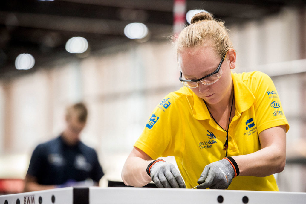 Caroline Söderqvist, flygtekniker